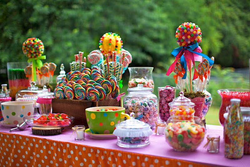 mesa festa infantil decoração com flores
