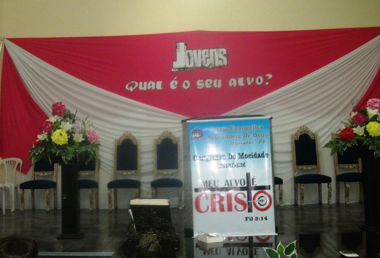 iluminação para culto jovem