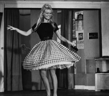 O impacto dos ícones de estilo na moda masculina e feminina dos anos 50