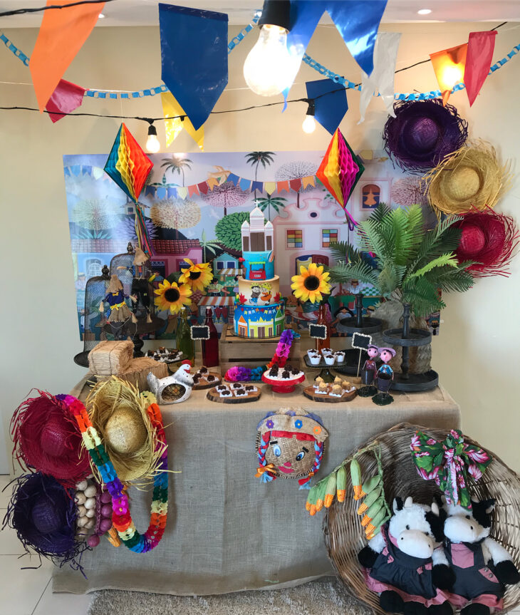 modelo de decoração festa junina