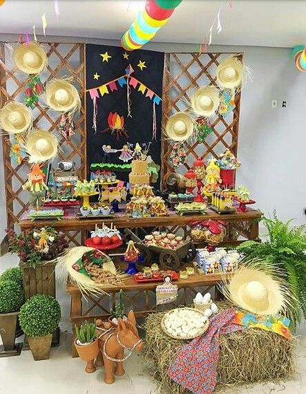 decoração festa junina com toalha xadrez vs chita