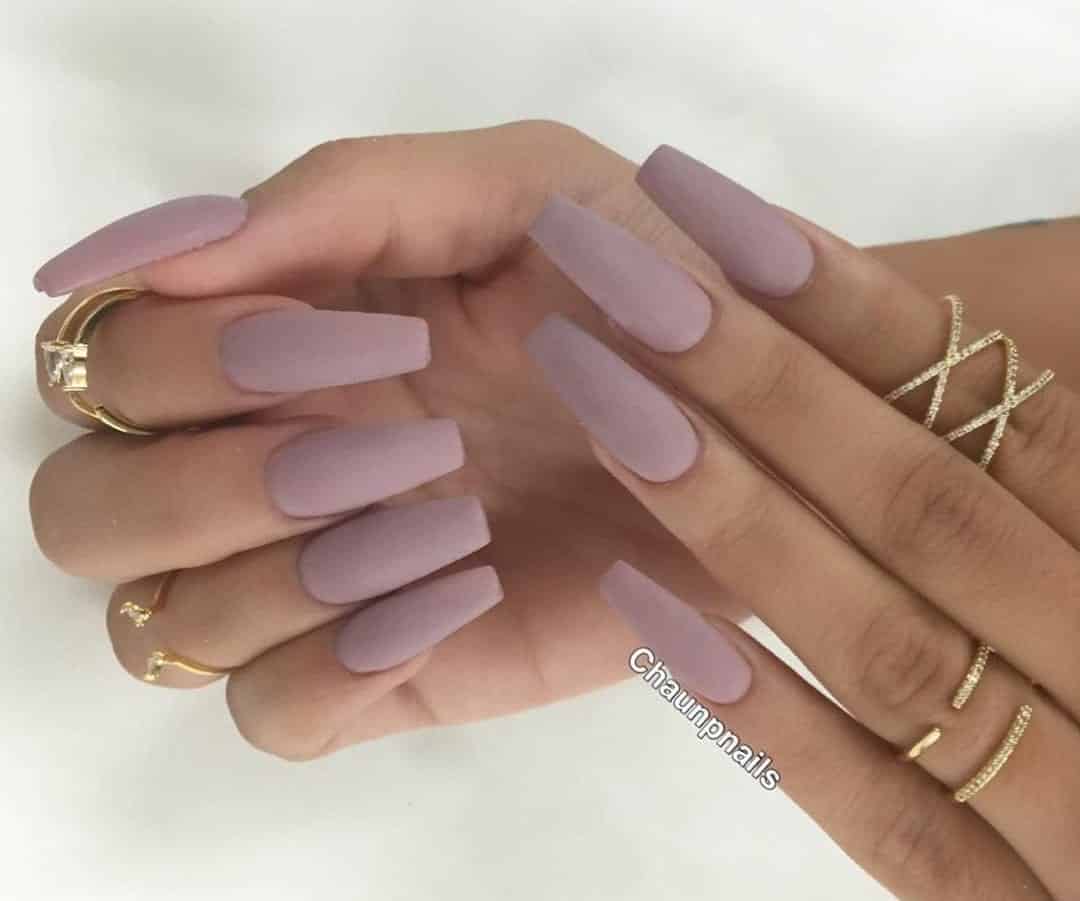 unhas de gel bailarina
