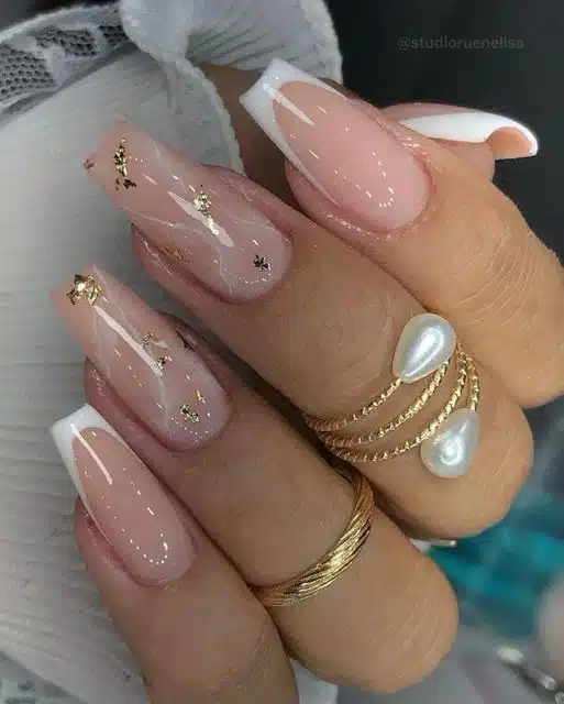 Decorações minimalistas para unhas de gel: tendências e tutoriais