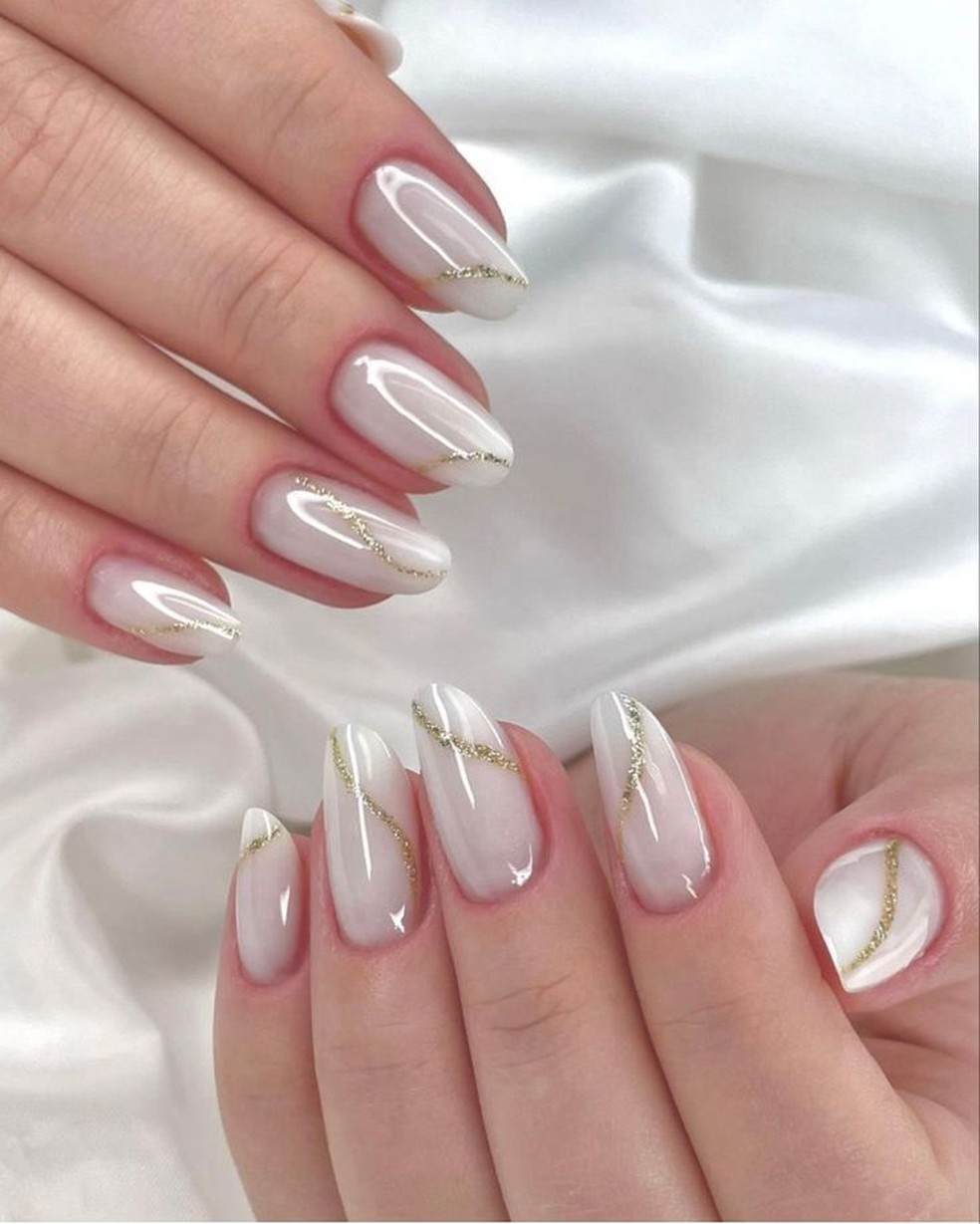 unhas pratas ano novo