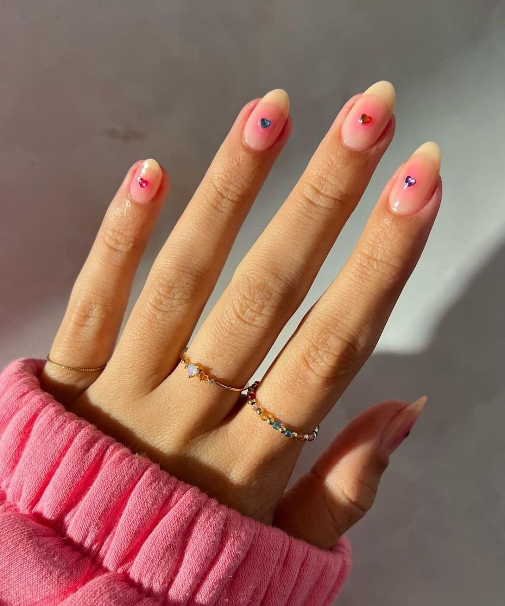 unhas compridas naturais