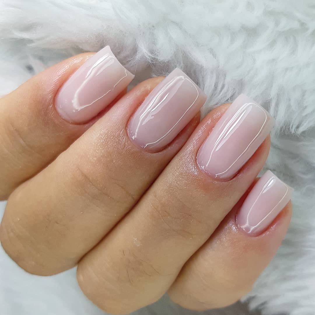 unhas naturais rosa