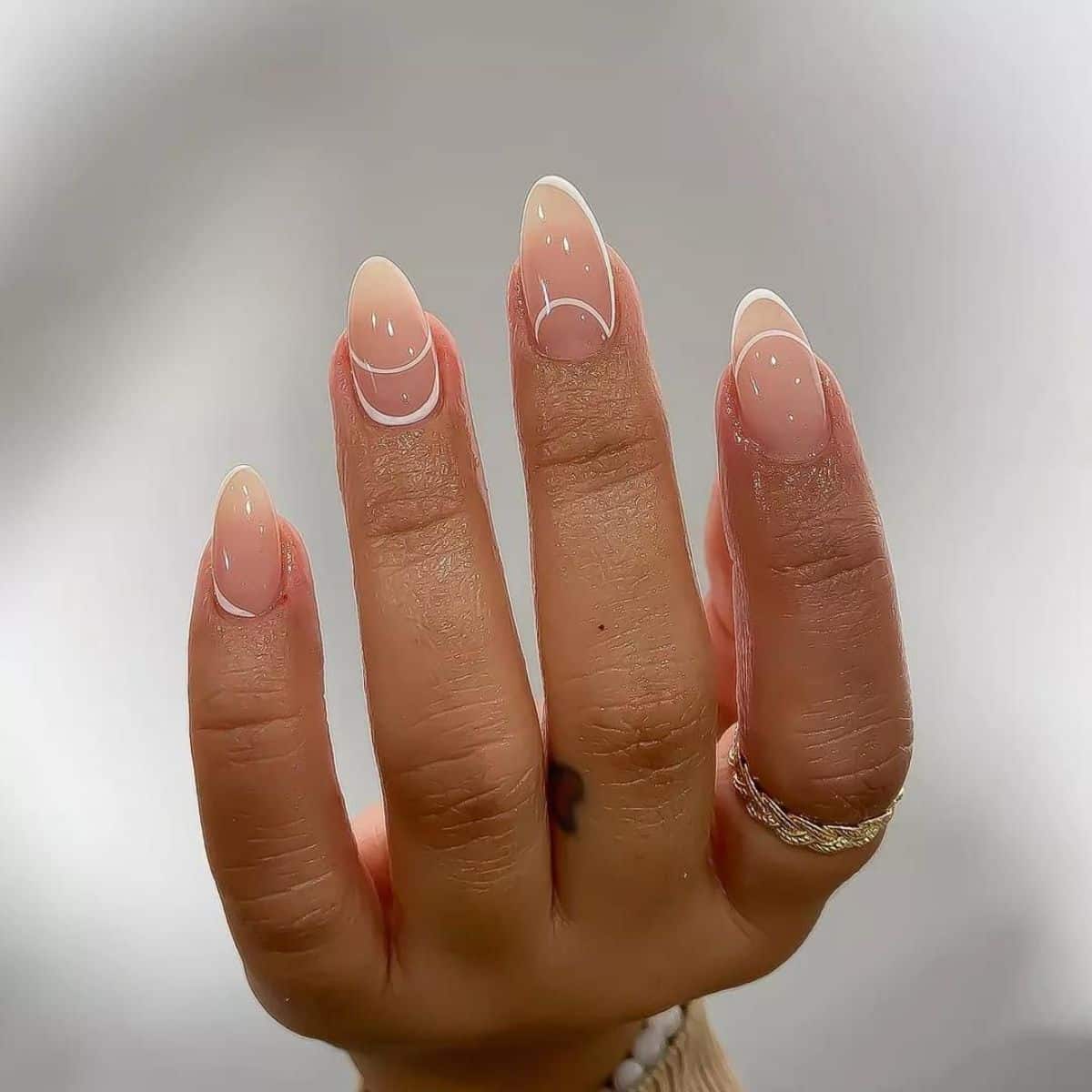 unhas naturais sem esmalte