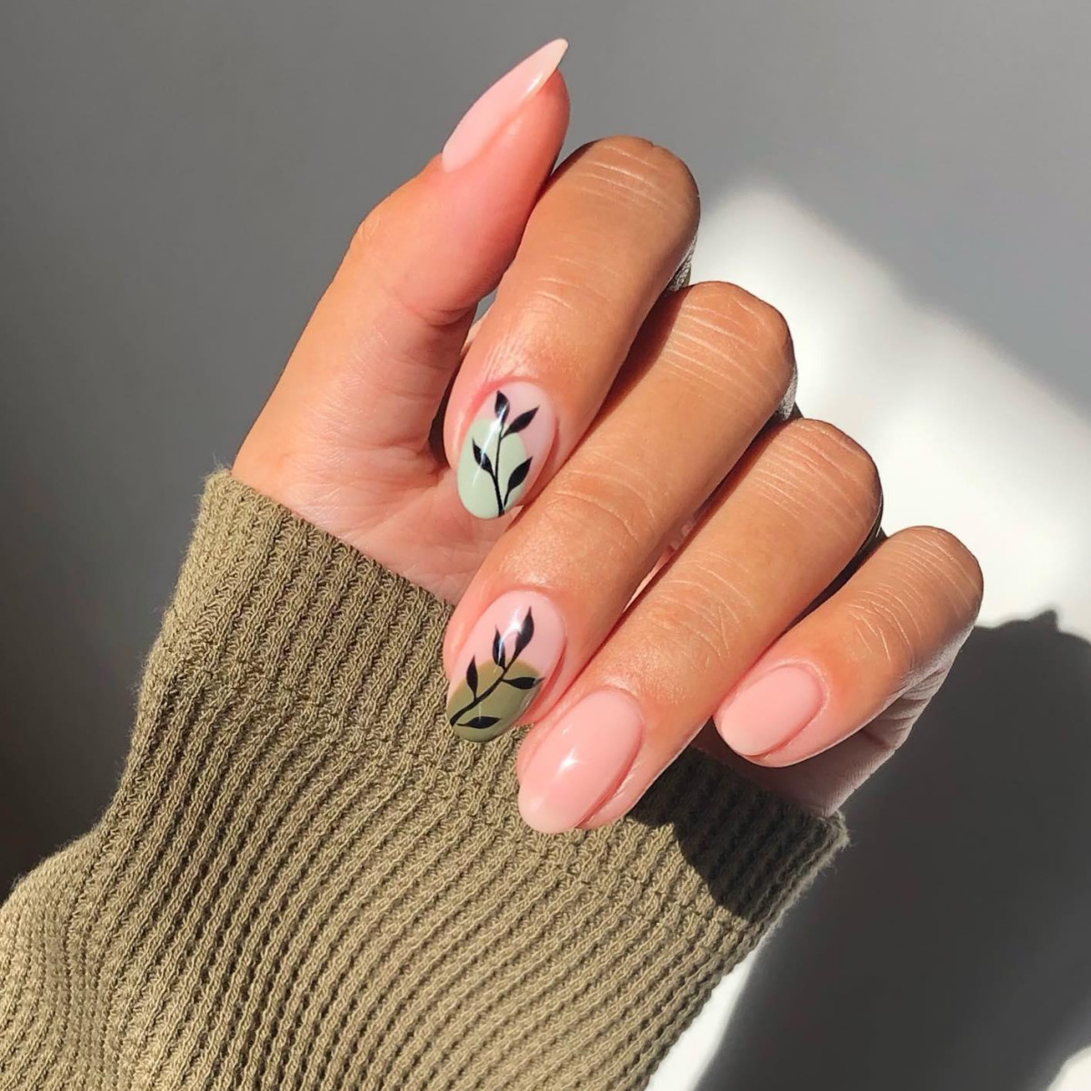 unhas simples e naturais