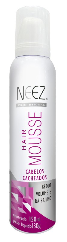 Como escolher o melhor ativador de cachos para seu tipo de cabelo