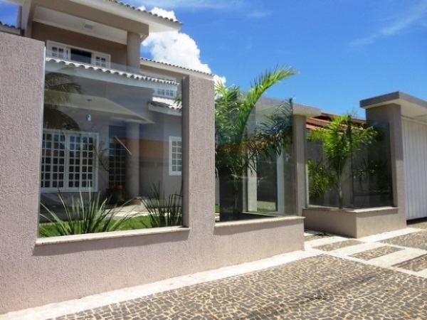 muro de vidro com sensor de presença