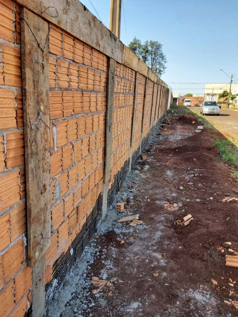 muro de tijolos aparente