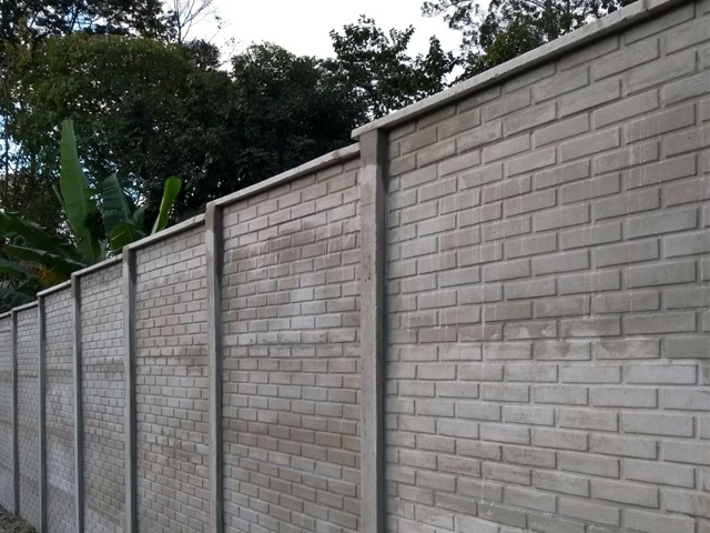 Muro de concreto com visual de tijolo