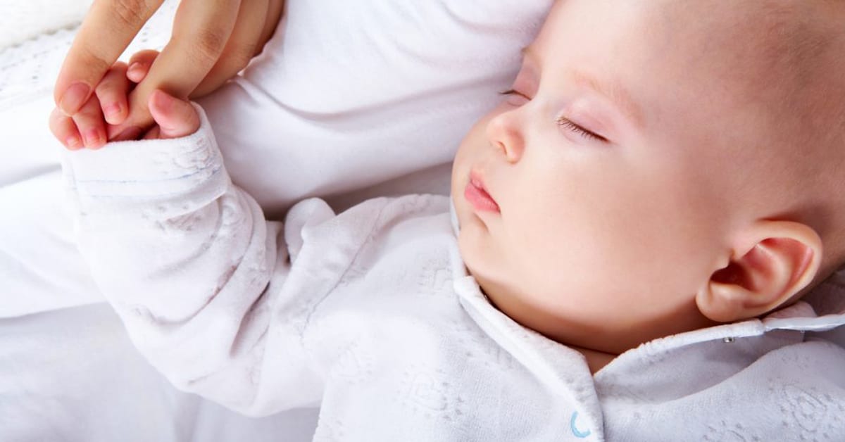 5 ideias de títulos:
1. As 10 Melhores Músicas de Ninar para um Sono Tranquilo do Bebê
2. Como Escolher a Canção de Ninar Perfeita para o Seu Filho
3. Benefícios das Músicas de Ninar para o Desenvolvimento Infantil
4. Criando uma Playlist Relaxante: Músicas de Ninar Essenciais
5. Músicas de Ninar Clássicas vs. Modernas: Qual a Melhor Opção?