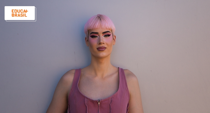 Gênero-Fluido e Mais
5. A Importância do Respeito e Reconhecimento das Identidades Não-Binárias