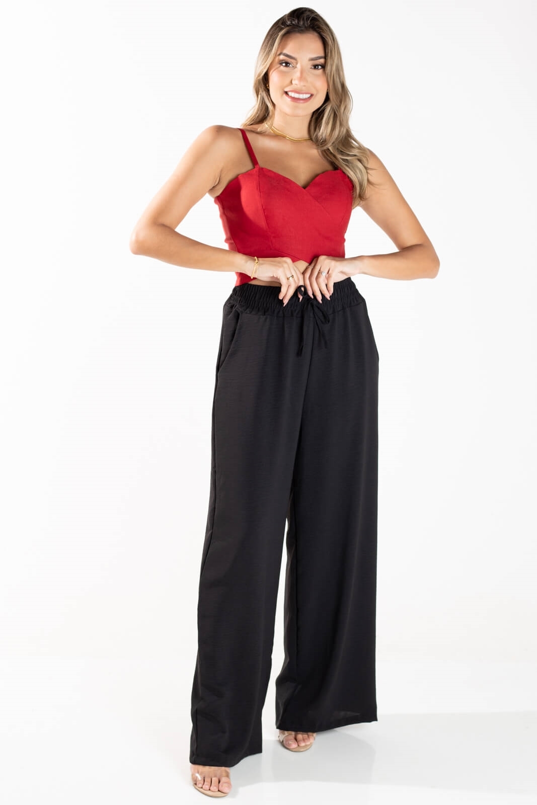 calça pantalona com tênis ou salto qual a melhor opção