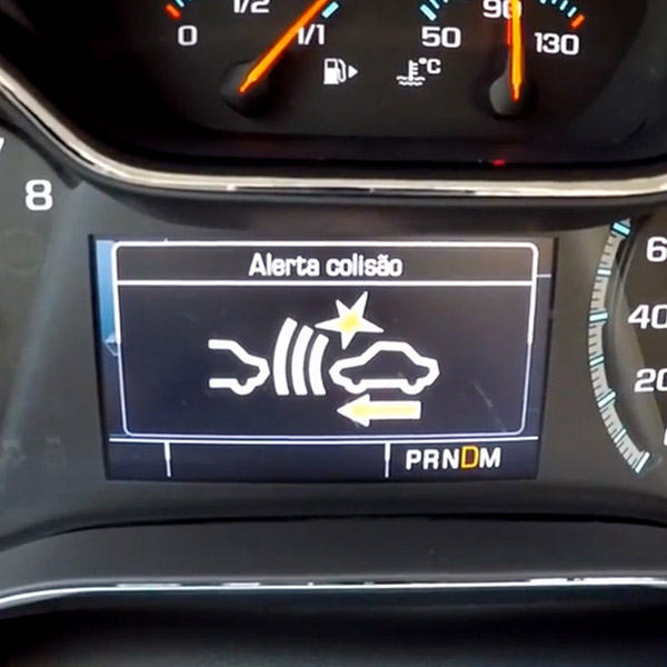 Como instalar Alerta de Colisão Frontal em carros sem o sistema