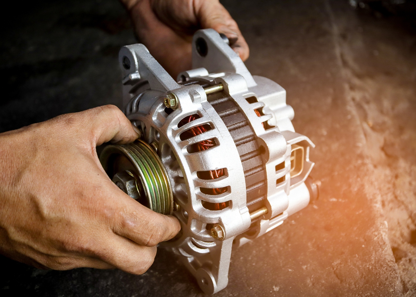 Alternador com Defeito: 7 Sinais de Alerta que Você Não Pode Ignorar