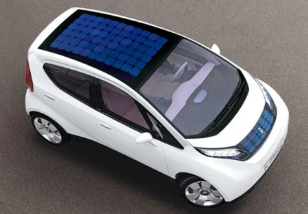 Carro solar vale a pena? Vantagens e desvantagens da tecnologia