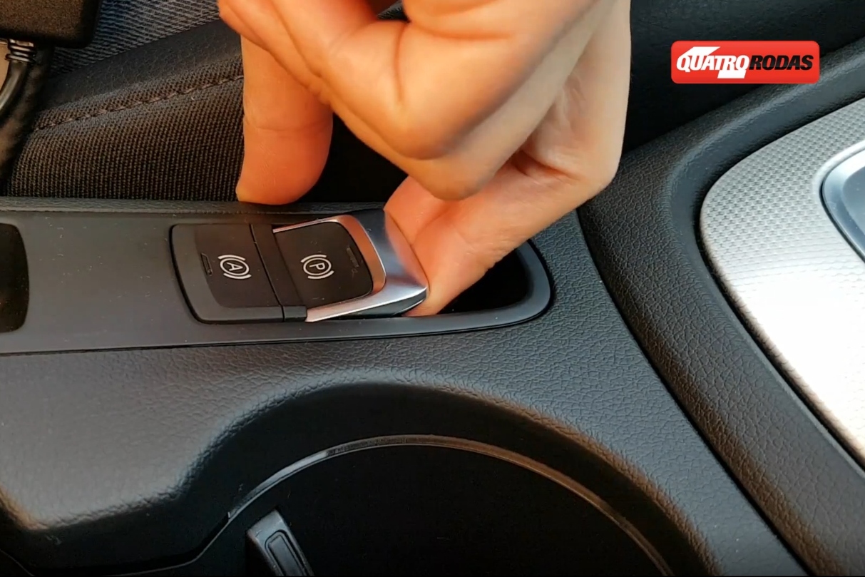 Como Usar Corretamente o Freio de Estacionamento em Ladeiras