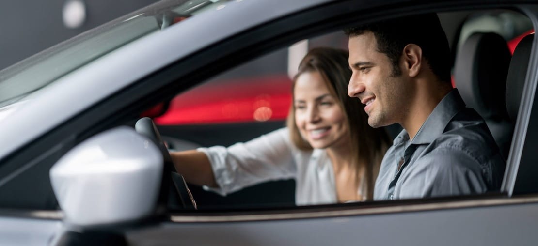 Guia completo: Como avaliar um carro usado antes de comprar