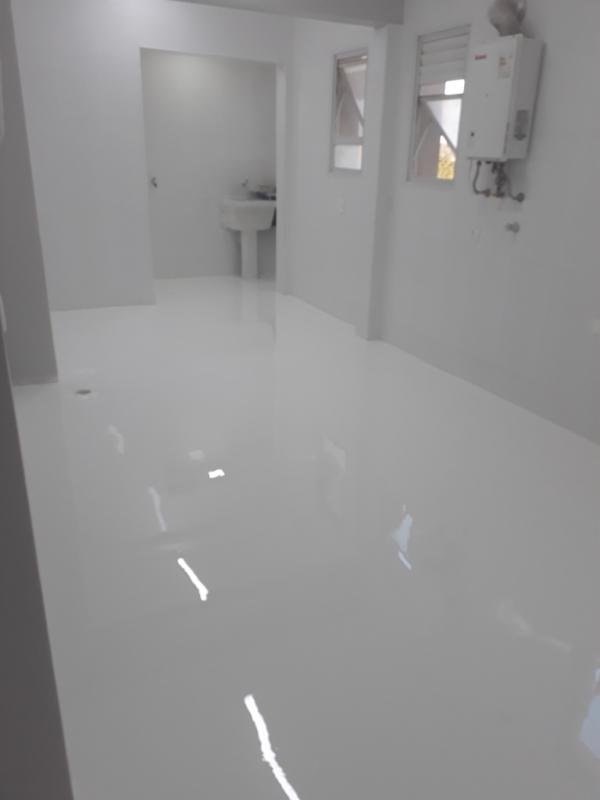 Como escolher a cor ideal para seu porcelanato líquido