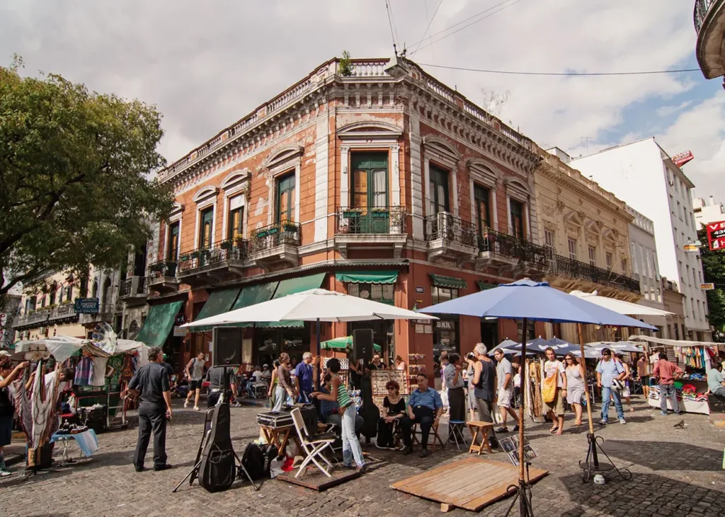Guia completo do câmbio em Buenos Aires: paralelo vs. oficial