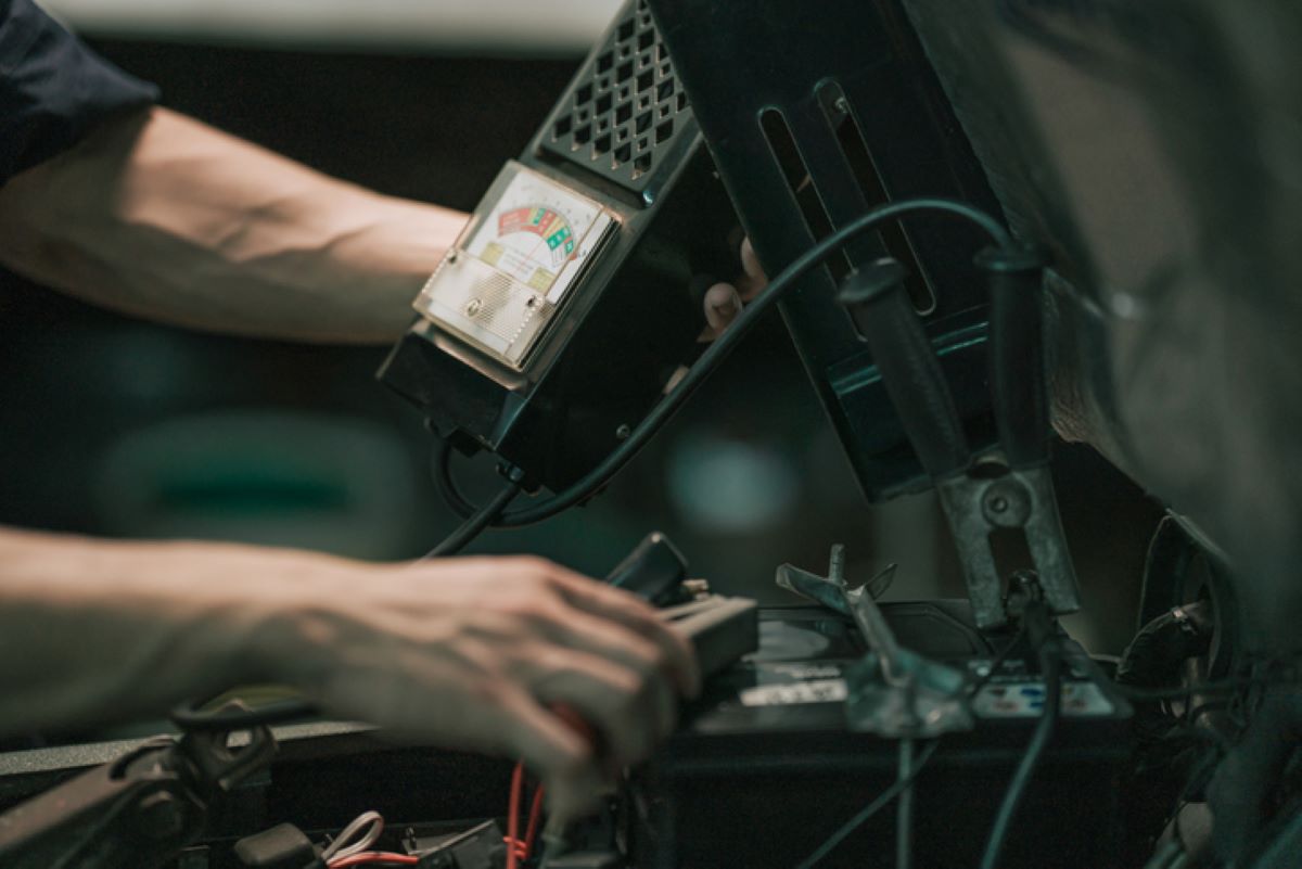 Manutenção Preventiva: Evite Panes Elétricas com Revisões Periódicas