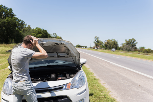 o que fazer se o carro quebrar na estrada