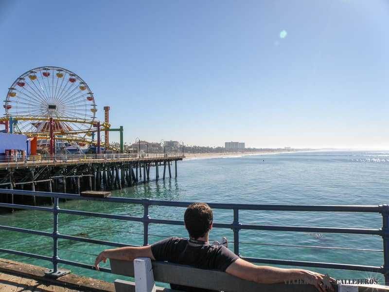 observatórios em Los Angeles com vista para o letreiro de Hollywood