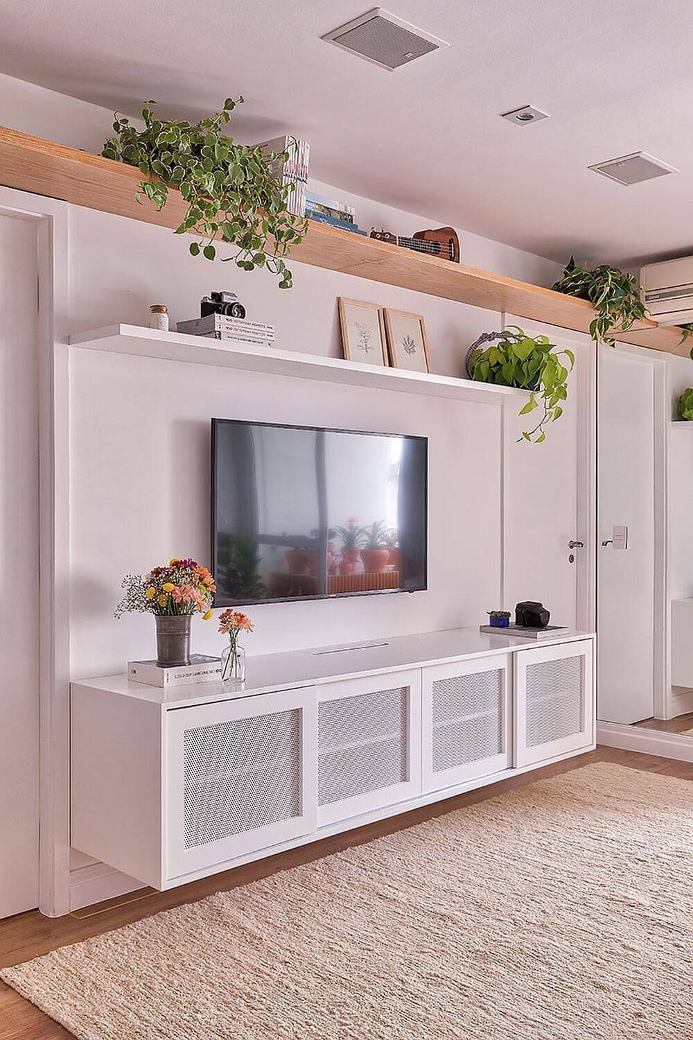 erros comuns ao decorar painel de tv
