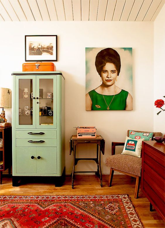 ideias de decoração com objetos retrô para sala