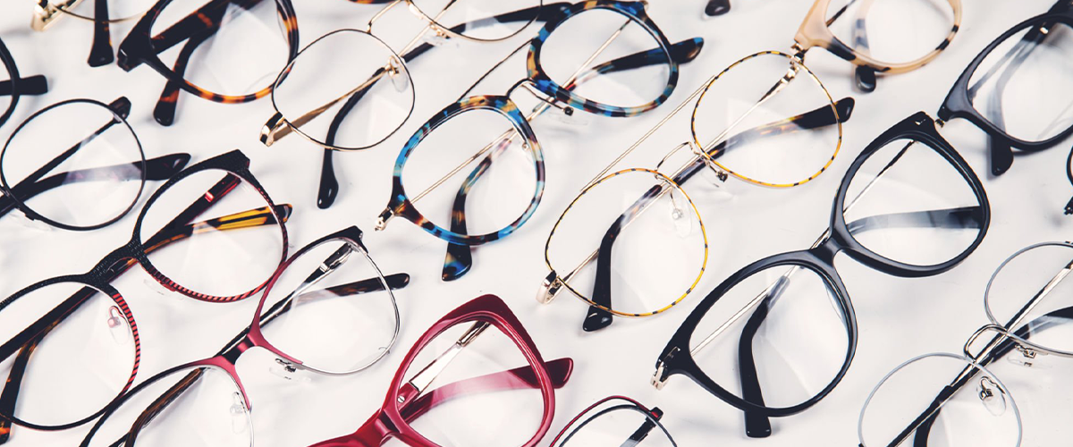 Y2K e Futurismo: A Nostalgia Reimaginada nas Tendências de Óculos