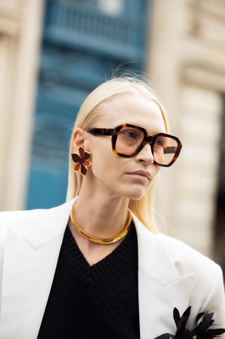 Como escolher o óculos ideal para o formato do seu rosto