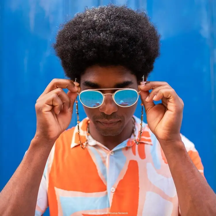 Tendências de cores em armações de óculos para 2025