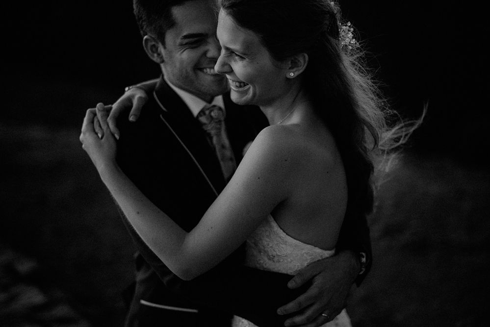 Autenticidade e Bom Humor: O Guia Definitivo do que os Homens Amam
4. Fortalecendo Laços: Como Ouvir