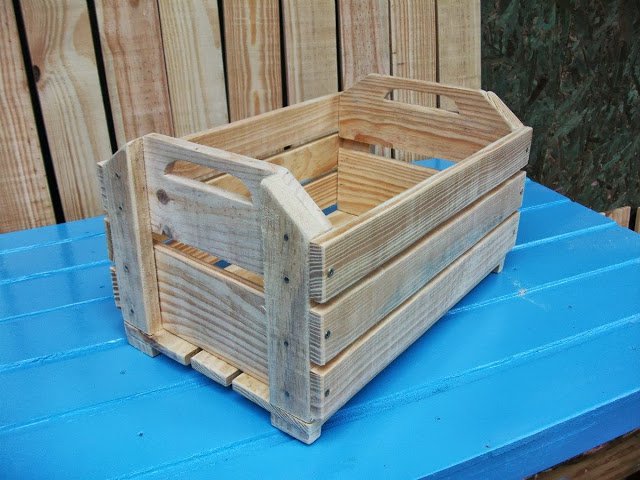 pallet ou caixote de feira qual melhor para moveis