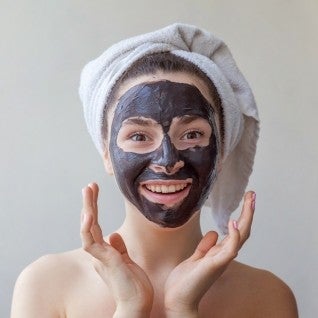 Argila Preta: O Segredo da Pele Perfeita