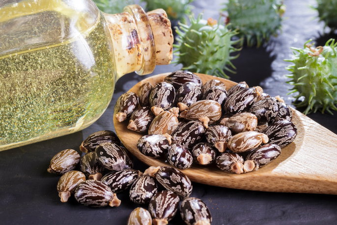 erros comuns ao usar óleo de rícino no rosto