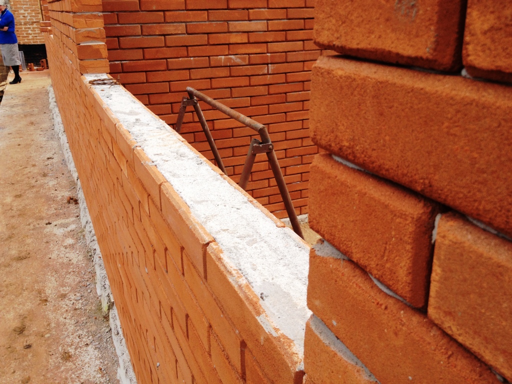 parede de tijolo ecológico problemas