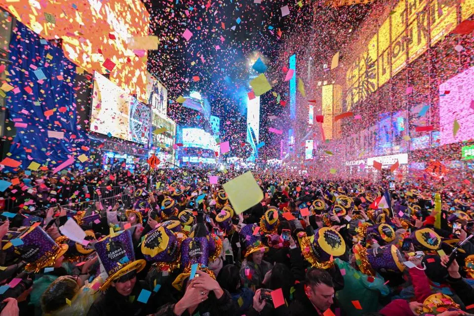 Guia Completo: Como Sobreviver ao Frio do Réveillon na Times Square 2026