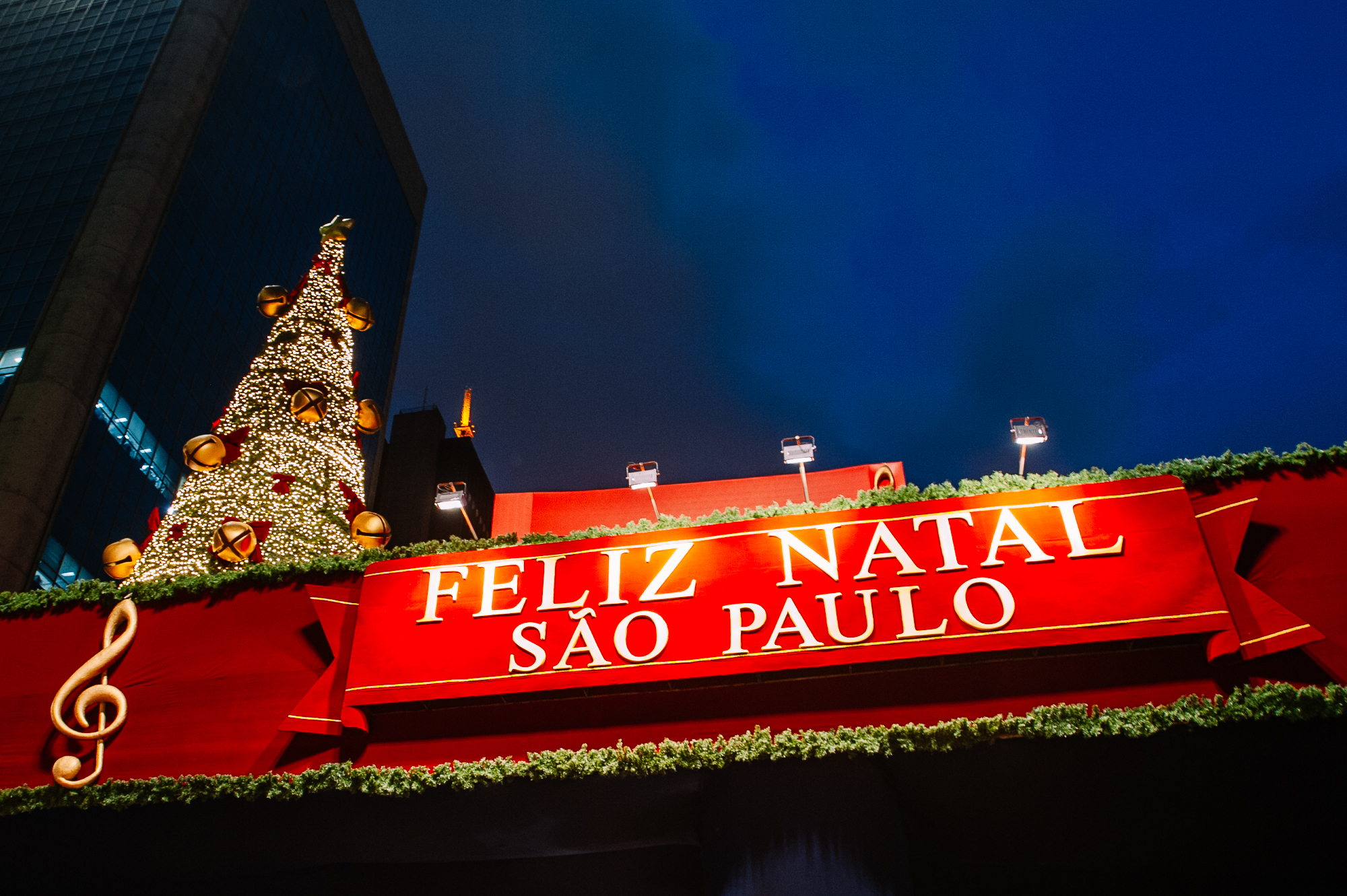 erros comuns na decoração de natal da avenida paulista