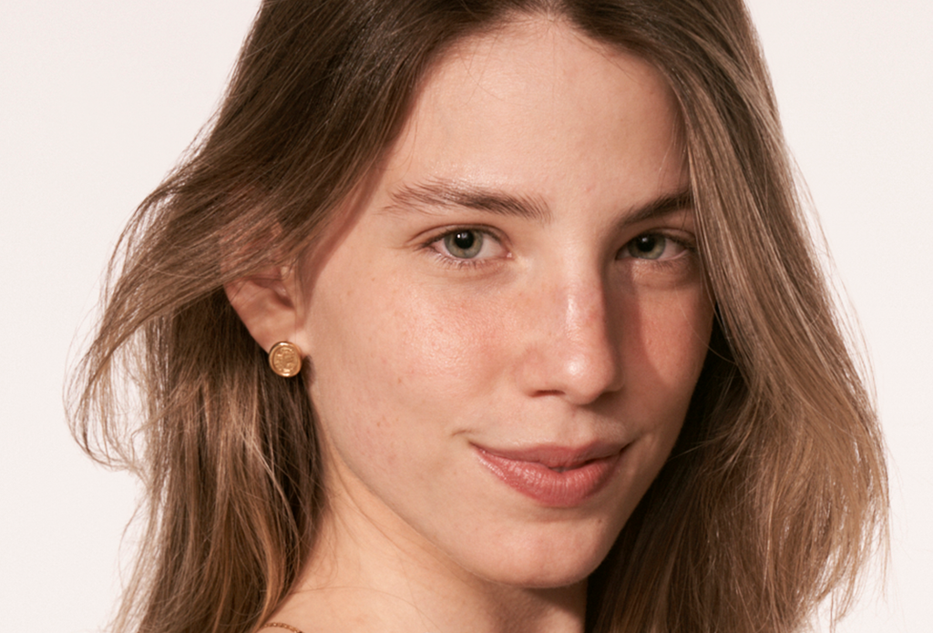 Guia Completo de Maquiagem para Realçar ou Esconder Sardas