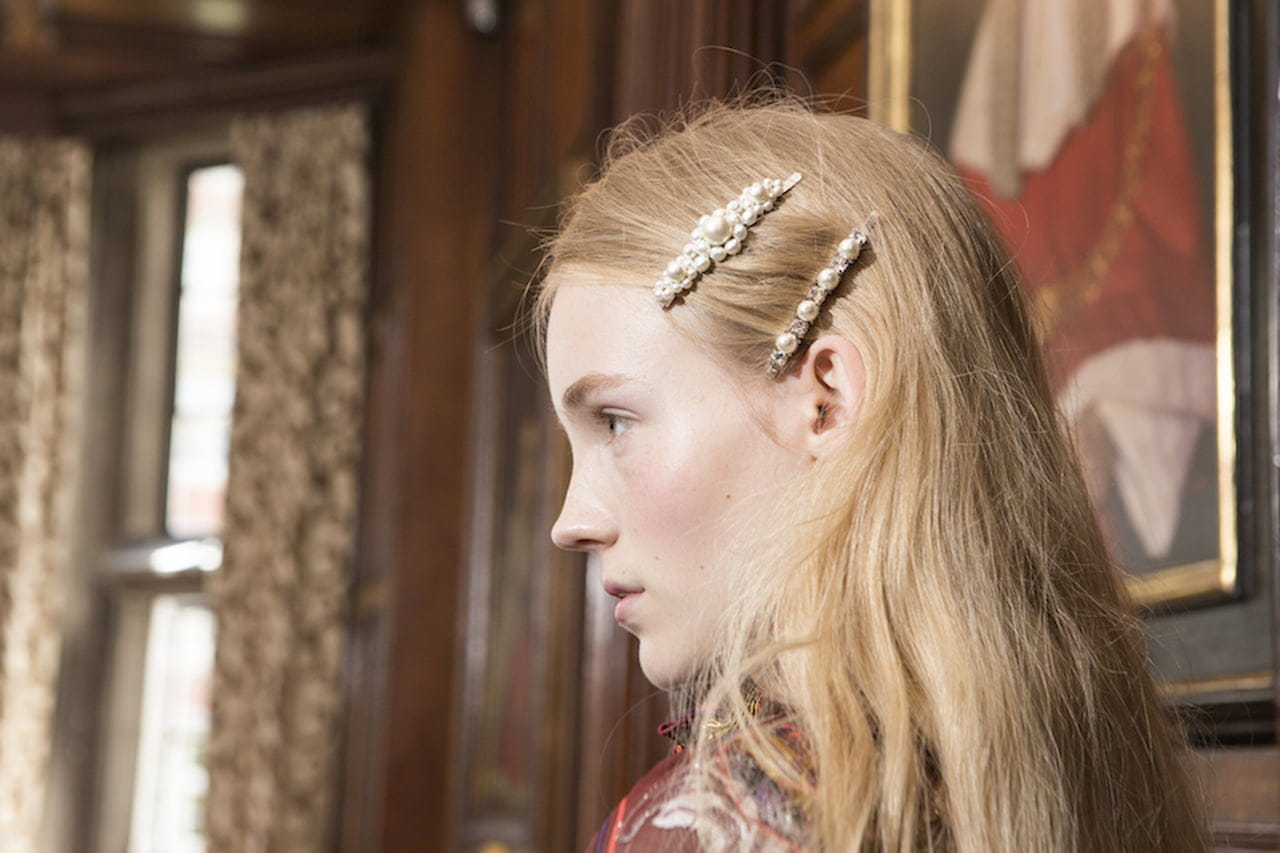 Penteados para Afinar o Rosto: O Guia Completo para Cabelos Compridos