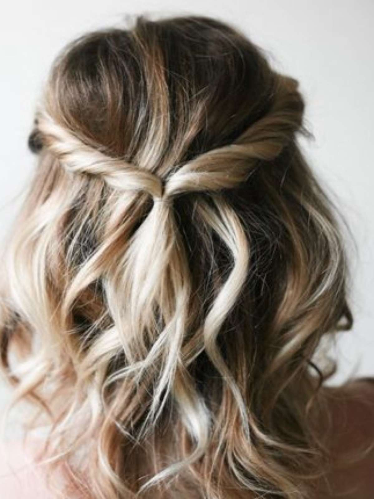 Como Usar Lenços e Bandanas para Transformar seu Cabelo Curto