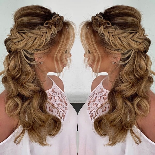 penteado madrinha casamento dia praia