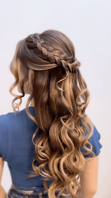 penteado semi preso lateral vs coque baixo madrinha cacheada