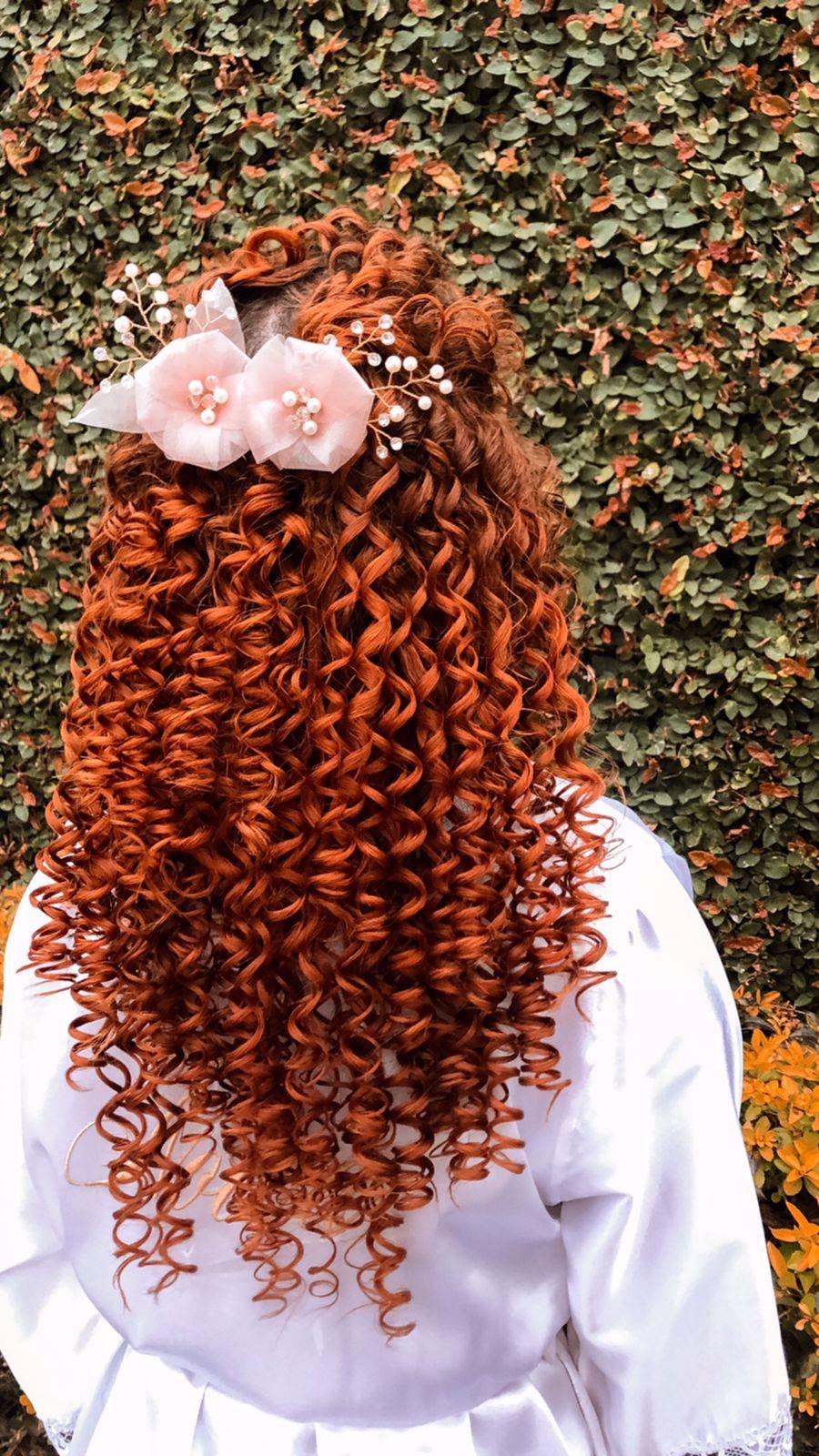 penteados fáceis cabelo cacheado longo