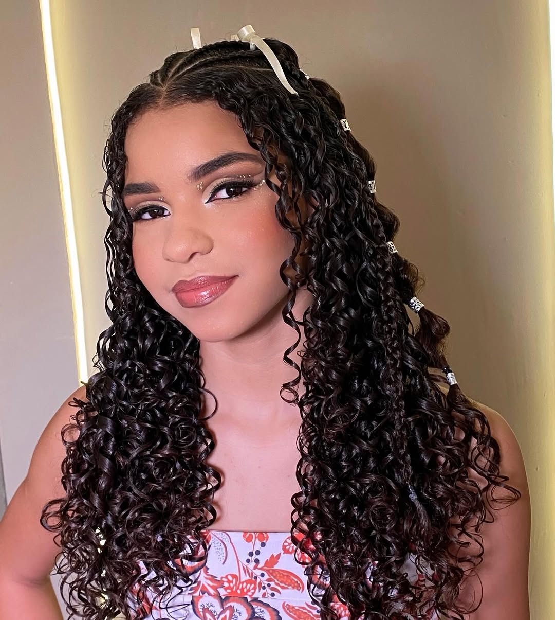 penteados para casamento cabelo cacheado longo