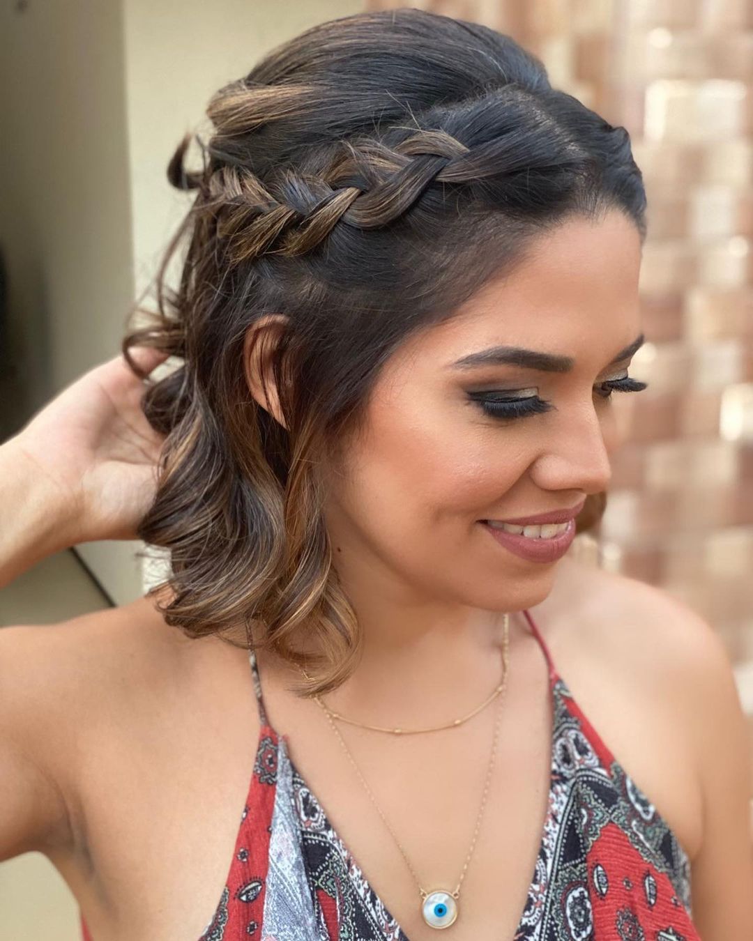 como definir cachos para penteado de casamento
