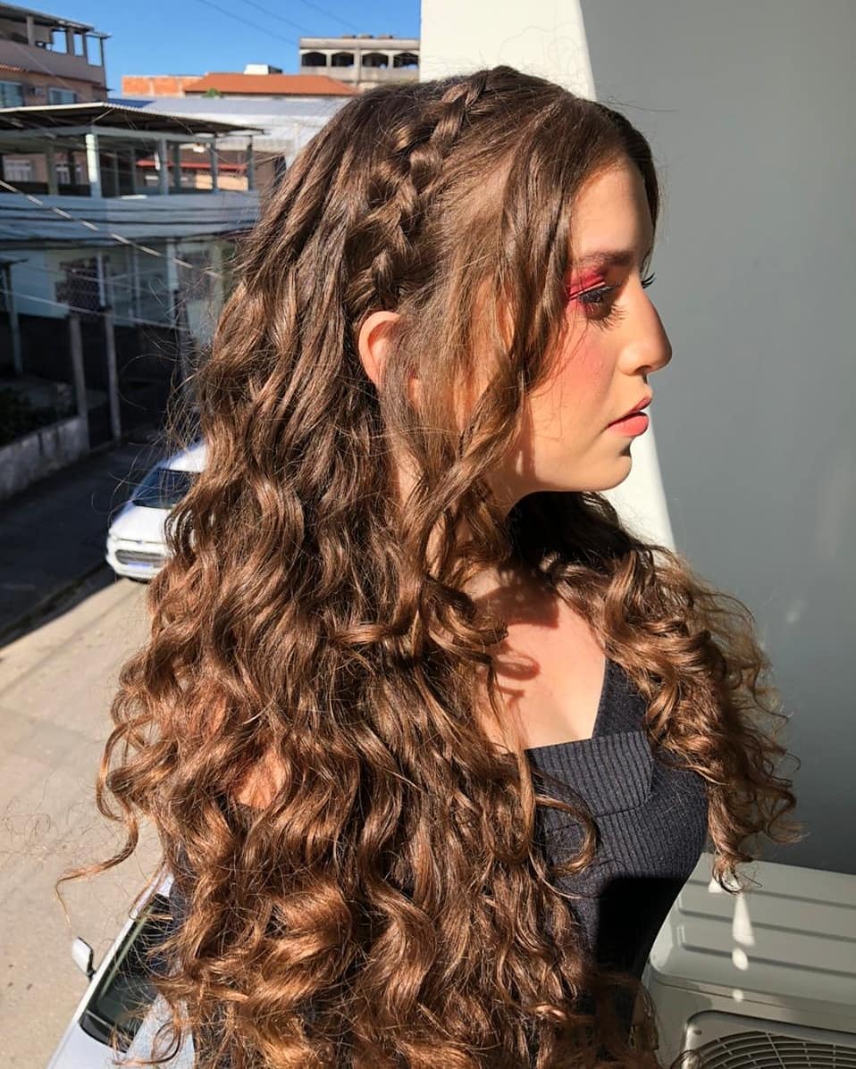 penteados fáceis para cabelo ondulado